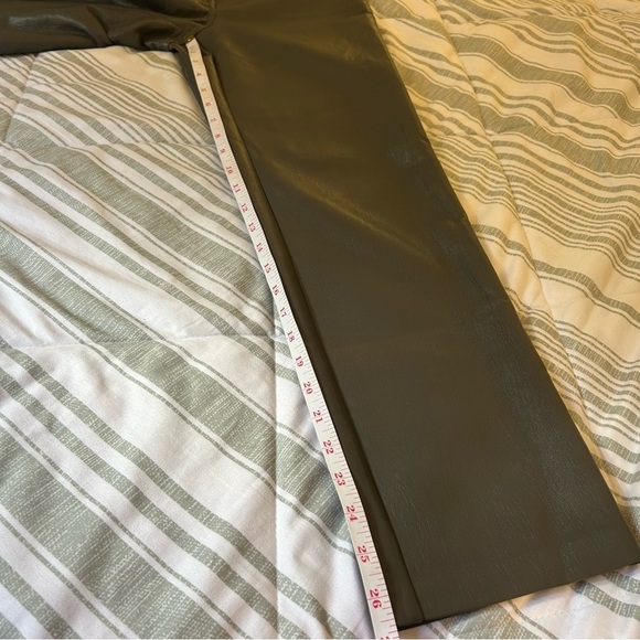 Aritzia Wilfred Vegan Leather Melina Pant - Picture 14 of 16